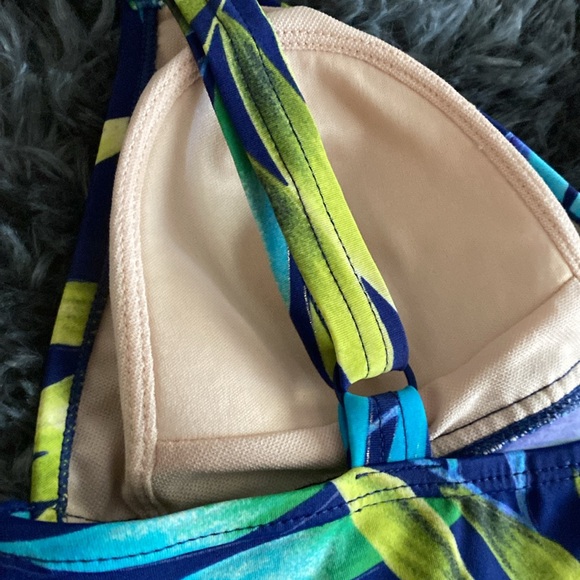 Islander tropical palm leaves print navy swim top - Picture 13 of 17